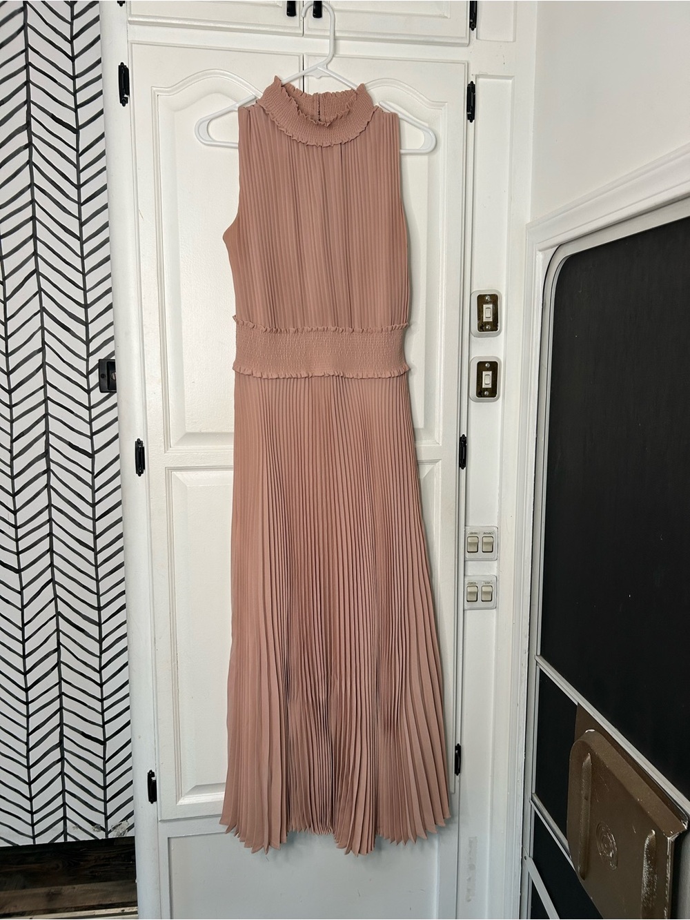 Nanette Lepore like new Pleated High-Neck Maxi Dress in Dusty Rose